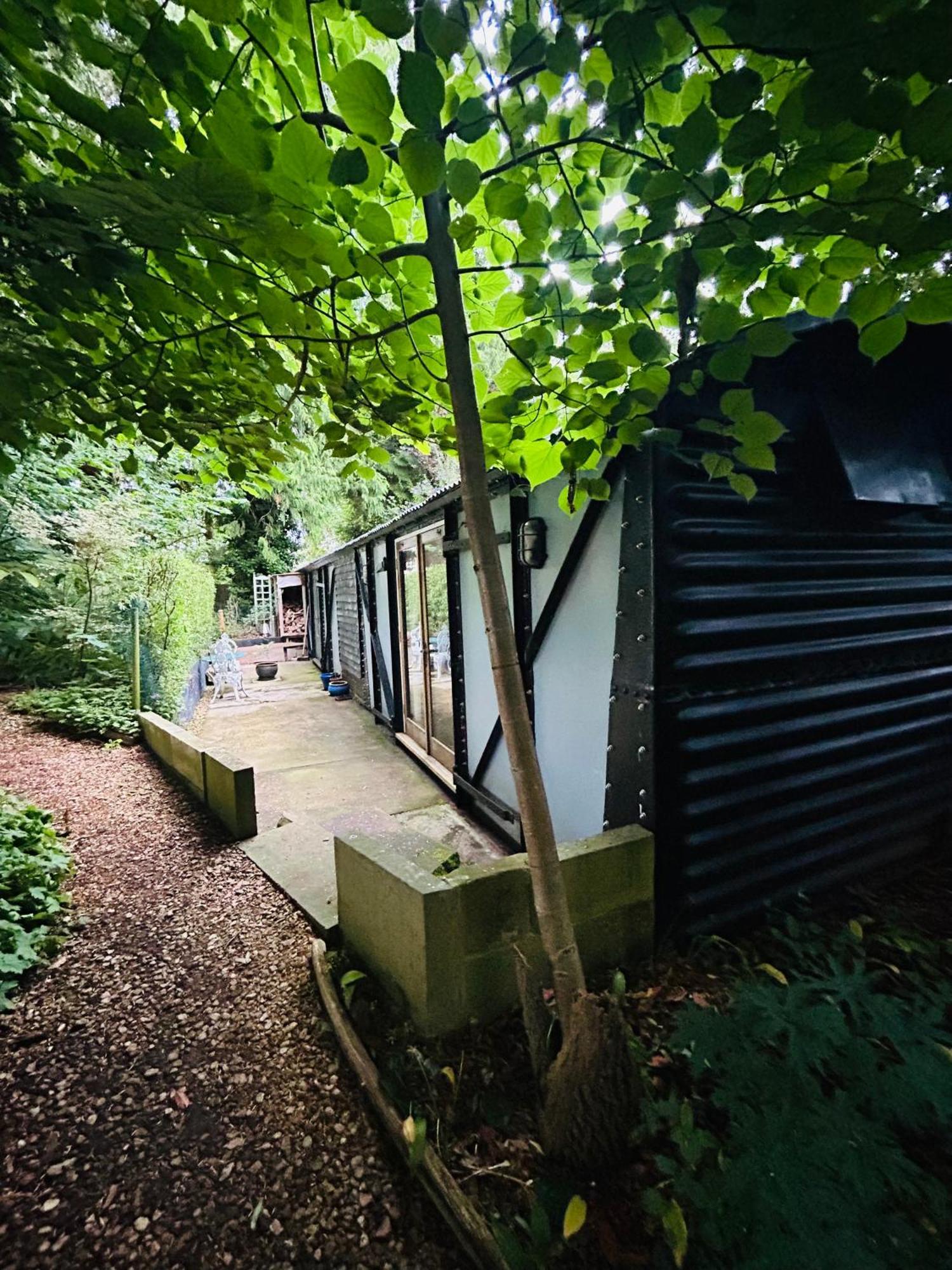 Вилла The Railway Carriage - Blue Glasbury Экстерьер фото